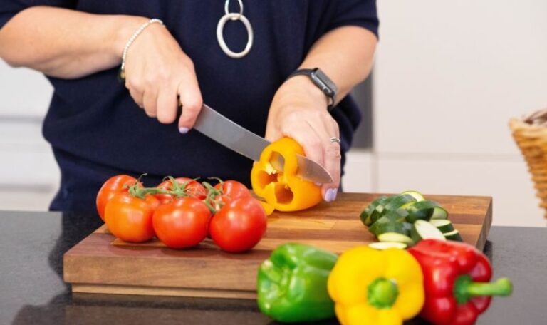 2 Chiltern biz photo x 475 px 2 jpg 768x456