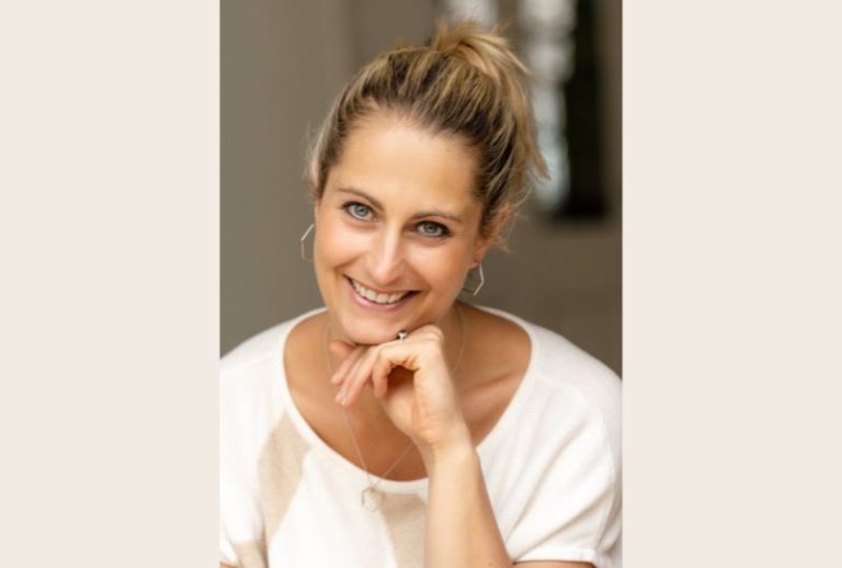 Sophia Girls Journeying Together 768x518